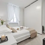 Apartament Trevi *